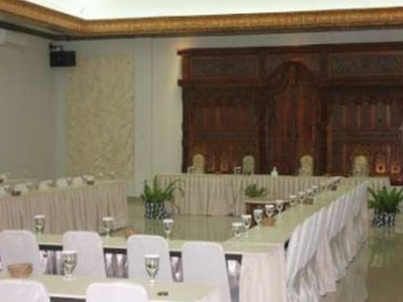 New Ayuda Puncak Hotel Exterior photo